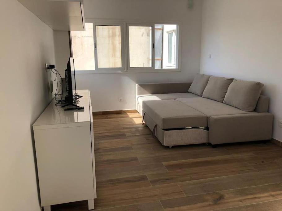 Brigh Loft Dishwaser Surfers&nomads Apartamento *
